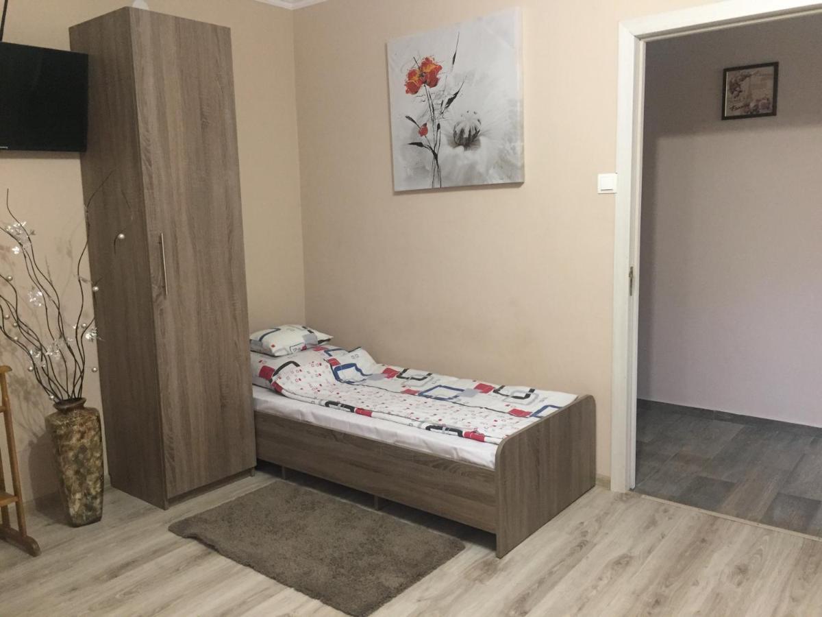 Private House Daire Berehove  Dış mekan fotoğraf